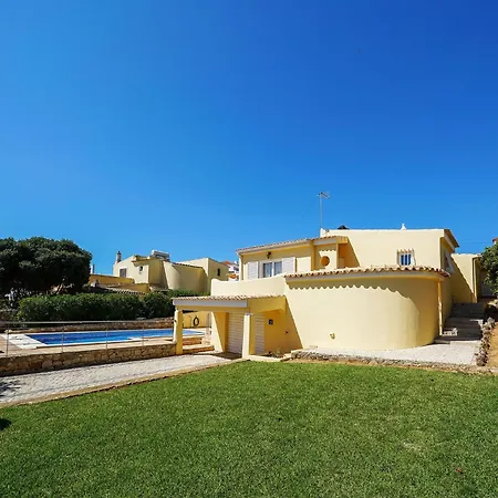 Βίλα Pinheiro Αλμπουφέιρα