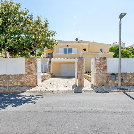 Pinheiro * Αλμπουφέιρα