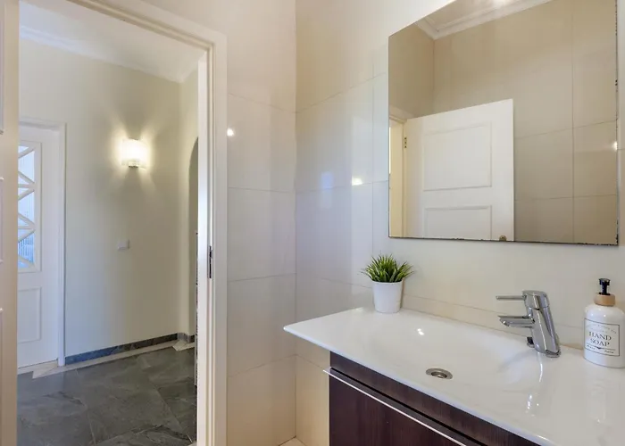 Pinheiro 알부페이라