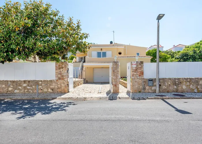 Pinheiro * 阿尔布费拉